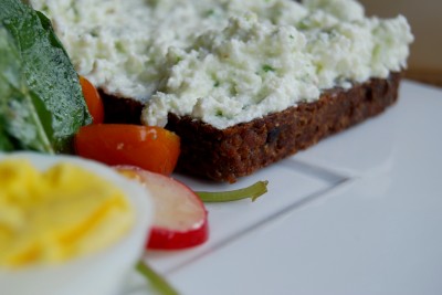 pumpernickel cottage cheese breackfast 16