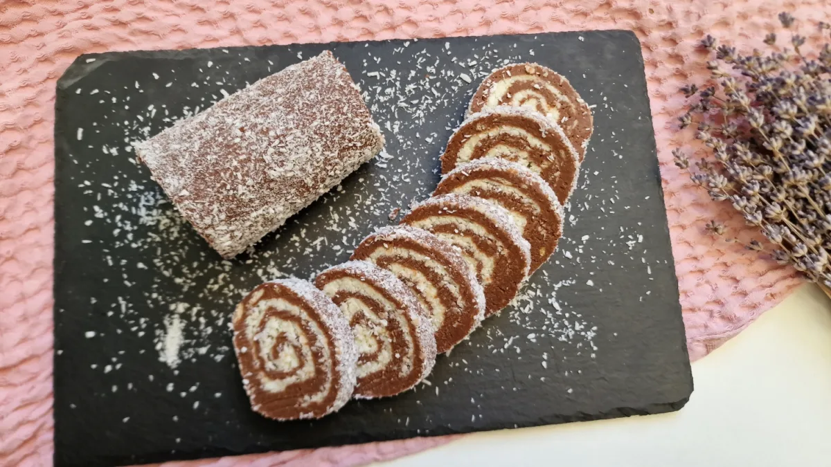 ruladă de biscuiți cu cocos