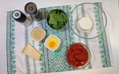 ingrediente pentru chifteluțe de ricotta cu sos de roșii