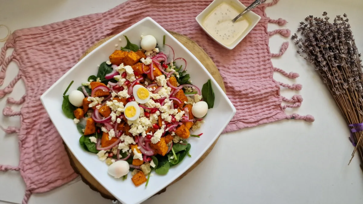 salată cu cartofi dulci