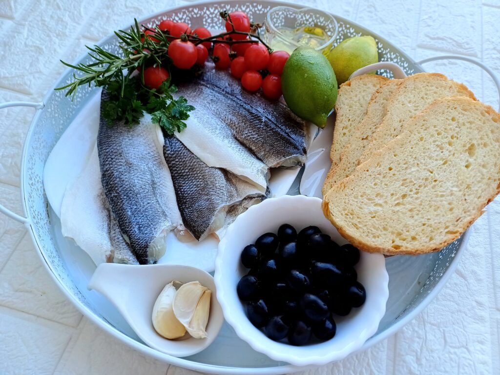 Ingrediente rulori de biban de mare