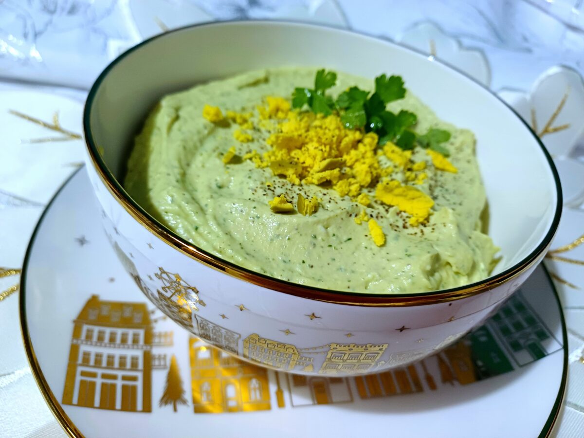 Cremă tartinabilă cu ouă fierte