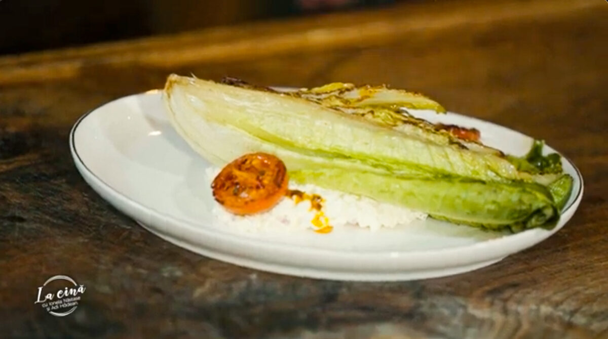 Salată friptă cu cremă de brânză și roșii cherry