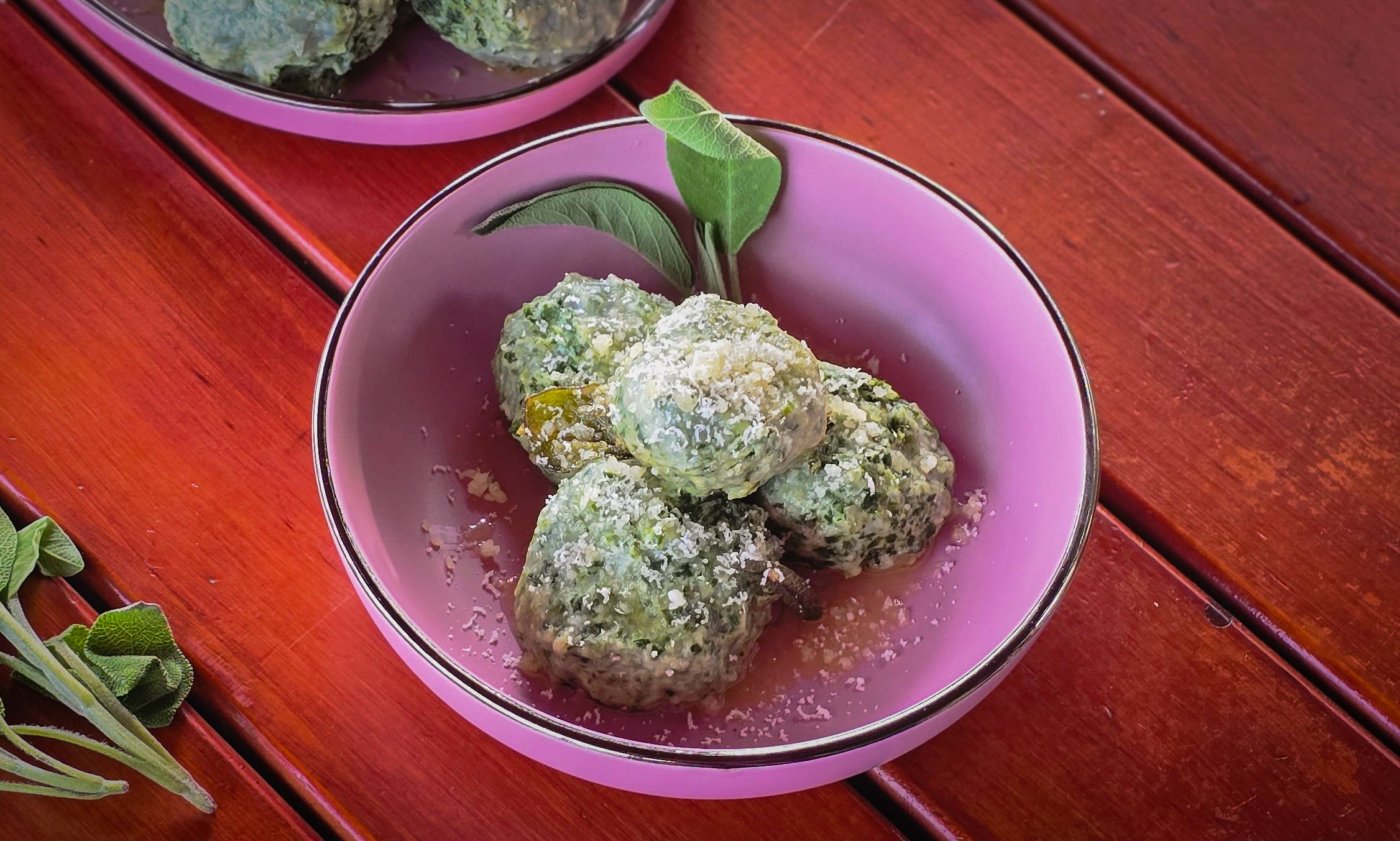 Gnudi – găluștele italiene din ricotta și spanac