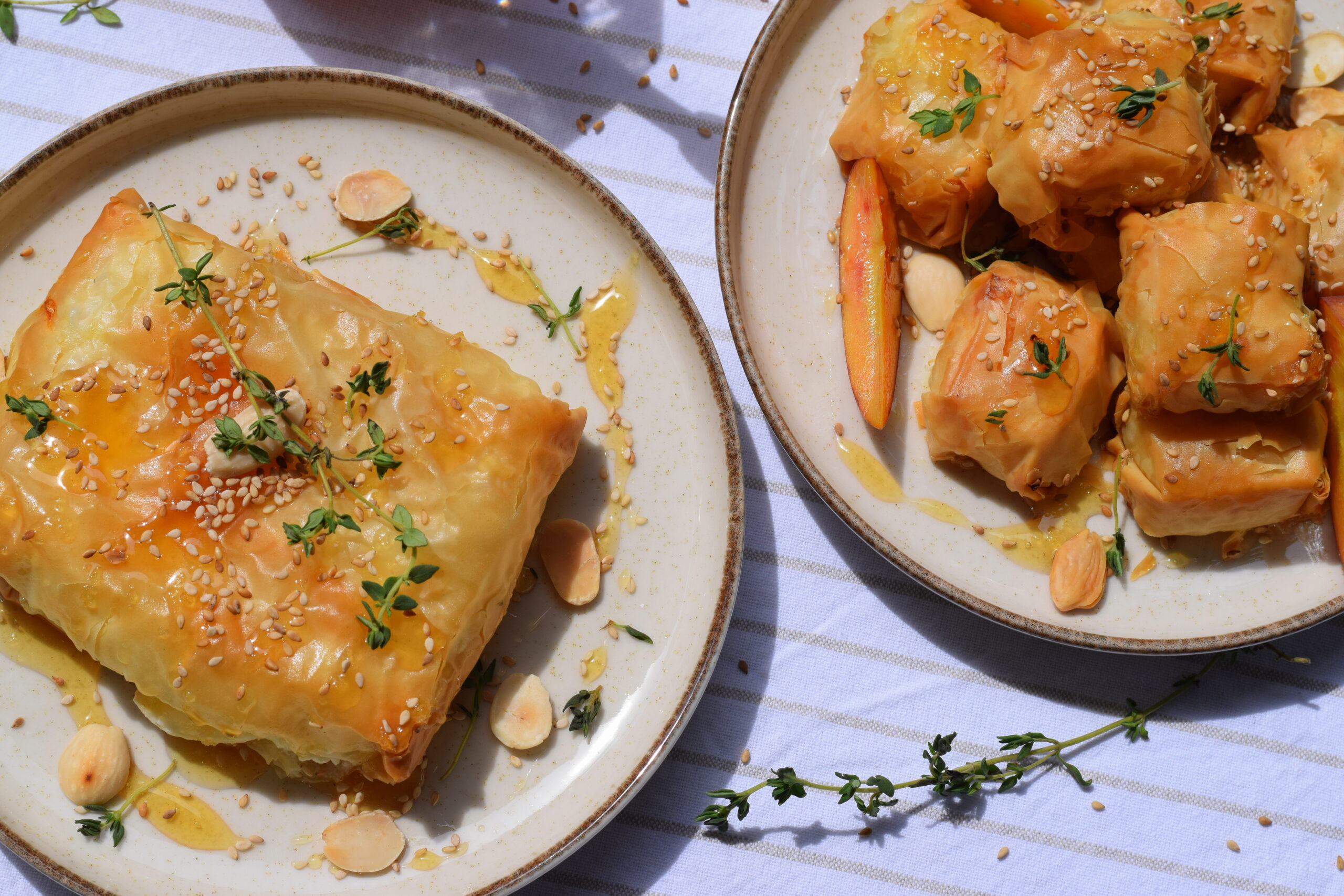 Feta și Halloumi în mantie crocantă