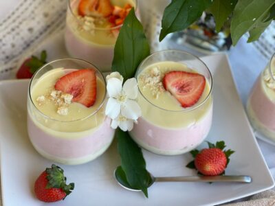 cover photo 1 Strawberry Whisper – Mousse de Căpșuni și Ciocolată Albă