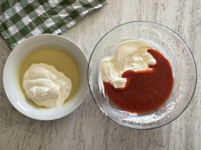 mousse-uri pentru Strawberry Whisper – Mousse de Căpșuni și Ciocolată Albă photo 1