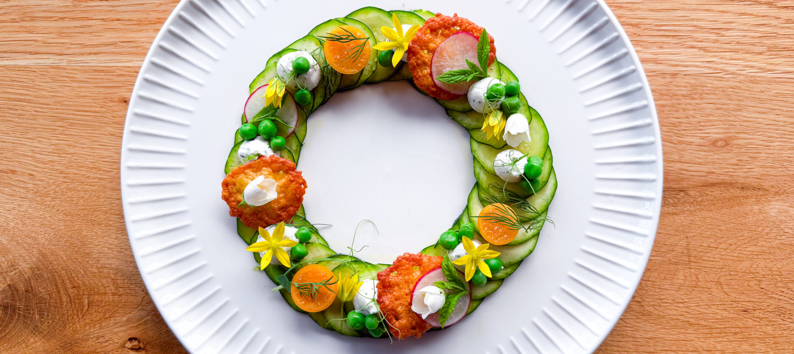Carpaccio de zucchini cu brânză de capră