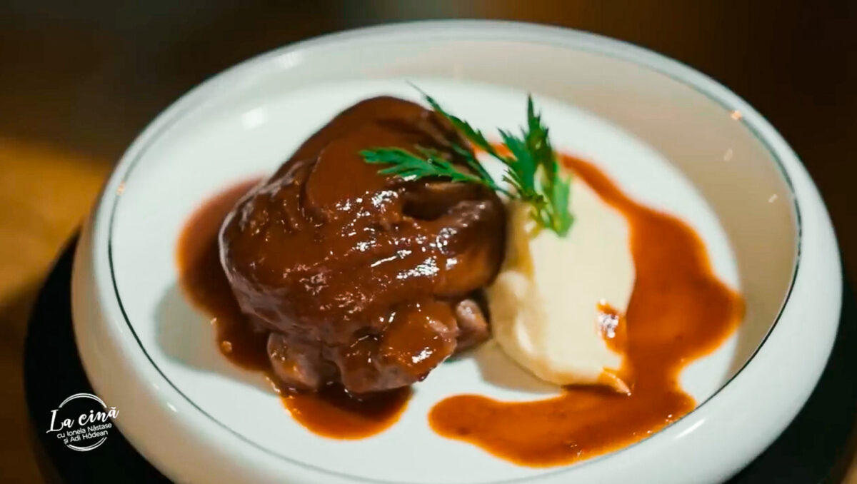 rasol de porc cu piure de păstârnac