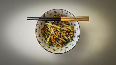 1.cover salată de castraveți