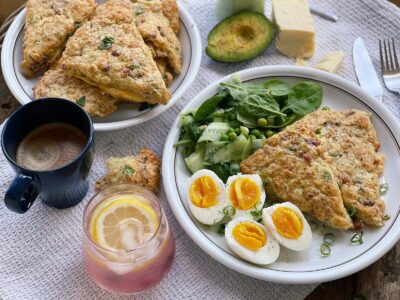 Scones cu sunca si ceddar brunch ideea