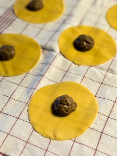 6. Montare tortellini