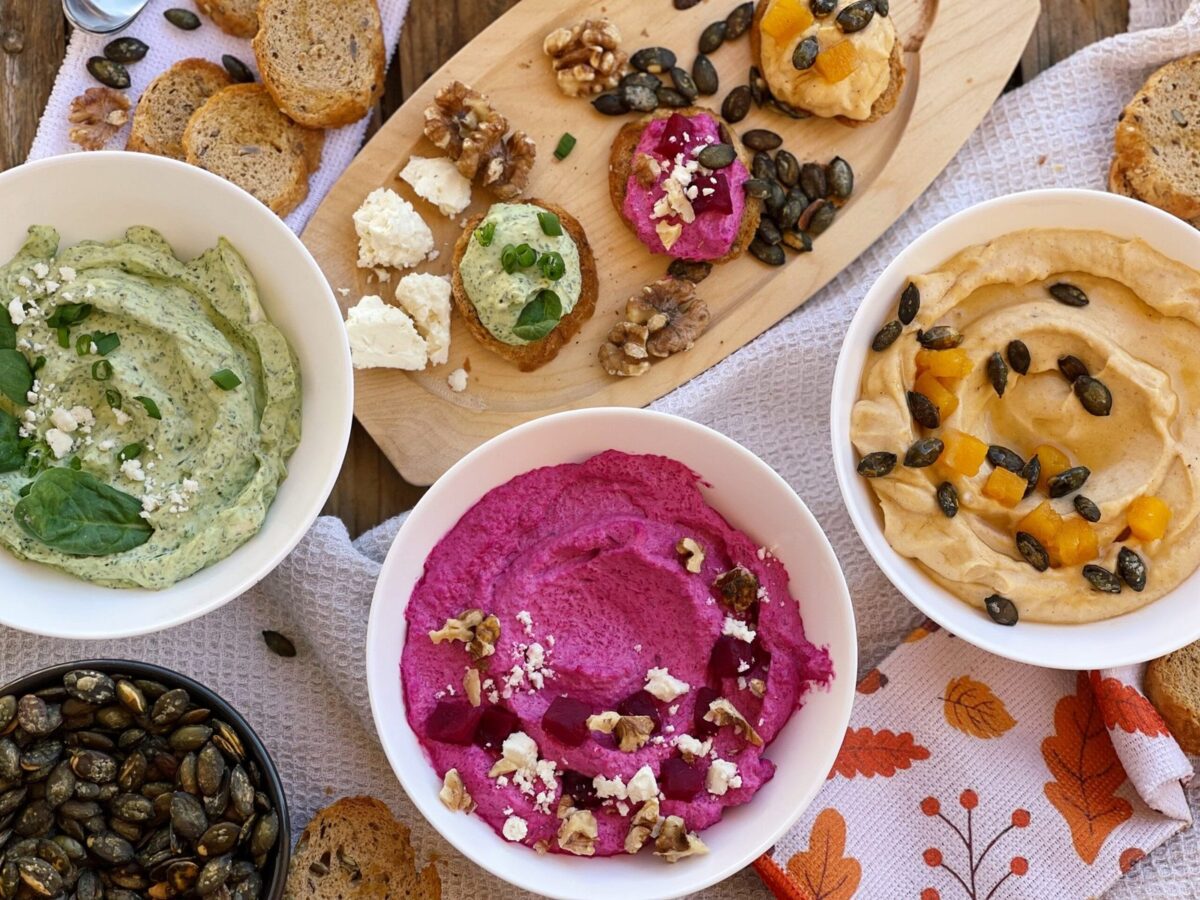 spread-uri cu cremă de brânză și legume cover