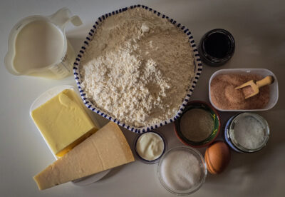 3.ingrediente cornulețe