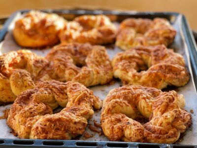 Covrigi cu swirl dupa coacere