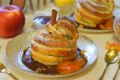 Cover mărul fermecat