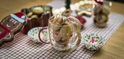 Prăjiturele cu ghimbir, miere și glazură de lămâie