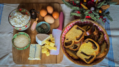 ingrediente Budincă sărată din cozonac 