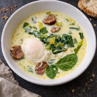 supă de leurdă și salată