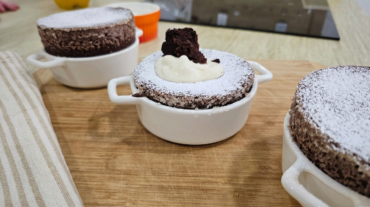 soufflé de ciocolată cu înghețată