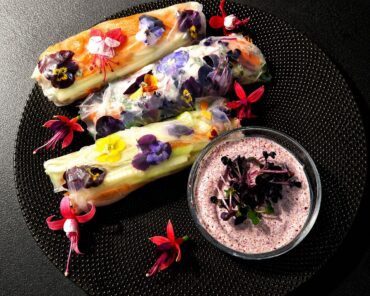 Spring Rolls Florale cu Microplante și Panseluțe