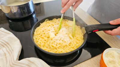 pregătire spaghetti cu lămâie 2