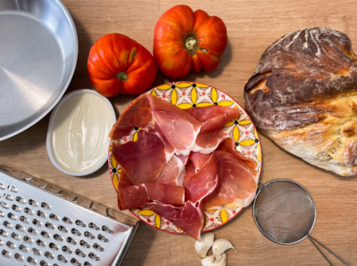 ingrediente pan con tomate